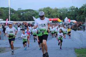 BIB: 
                            <button type="button" onclick="openModal(3626502)" class="btn btn-primary btn-sm float-right btn-popup" data-toggle="modal" data-target=".modal-high-quality">
                        <i class="fas fa-shopping-cart"></i> Add to Cart
                    </button>
                                            <button type="button" onclick="isThisMe(3626502, true)" class="btn btn-success btn-sm float-right btn-popup btn-isme hidden" data-toggle="tooltip" data-placement="bottom" title="นี่คือรูปของคุณใช่ไหม คลิกที่นี่เพื่อเอาเข้าอัลบั้ม">
                        <i class="fas fa-plus"></i> Add to album
                    </button>
                    <button type="button" onclick="isThisMe(3626502, false)" class="btn btn-warning btn-sm float-right btn-popup btn-isnotme hidden">
                        <i class="fas fa-ban"></i> Remove from album
                    </button>